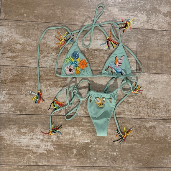 Embroidered Green Bikini Set - Picture 3 of 3